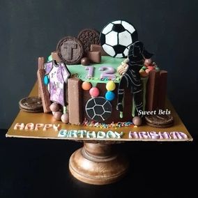Home Baked designer Cakes and Muffins