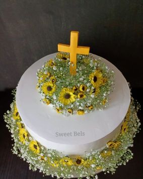 Home Baked designer Cakes and Muffins