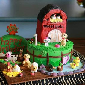 Home Baked designer Cakes and Muffins
