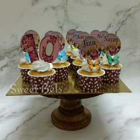 Home Baked designer Cakes and Muffins
