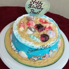 Home Baked designer Cakes and Muffins