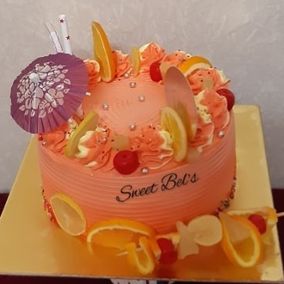 Home Baked designer Cakes and Muffins