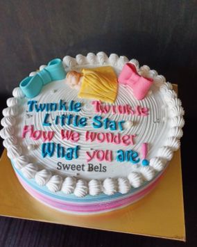 Home Baked designer Cakes and Muffins